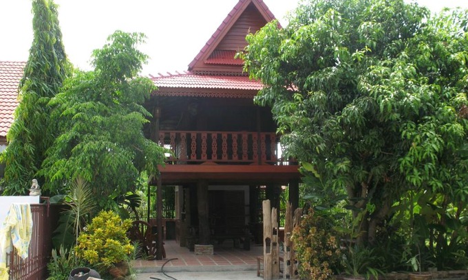 Hang Dong House | Teak house Chiang Mai