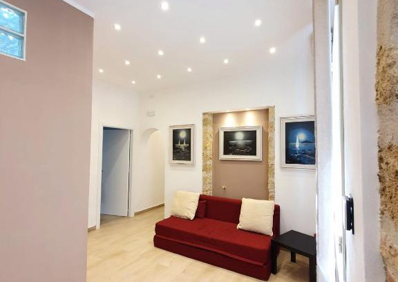 Monte di Pieta Apartment | Teatro Massimo apartment