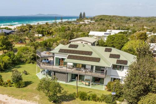 Noosa North Shore House | Teewah Tranquility Beach House