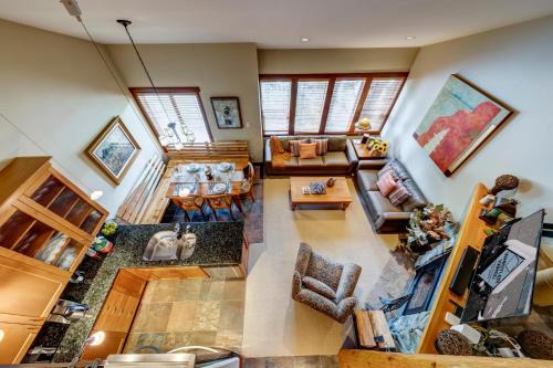 Whistler Village House | Telemark 23