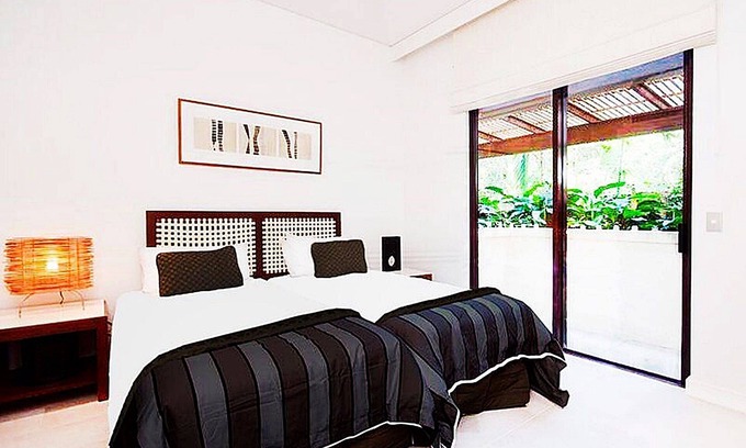 Palm Cove Apartment | Temple 121 Palm Cove - Courtyard apartment within luxury resort