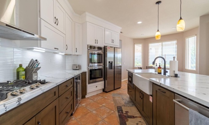 Temecula House | Tempranillo Terrace-30 Day Rental w/Pool & Jacuzzi