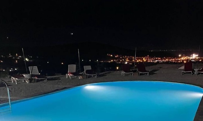 Cesme Ski Chalet | TepeLodge by Dura