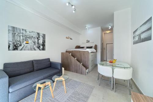 Kastel Stafilic Apartment | Terrace Apartment Danny