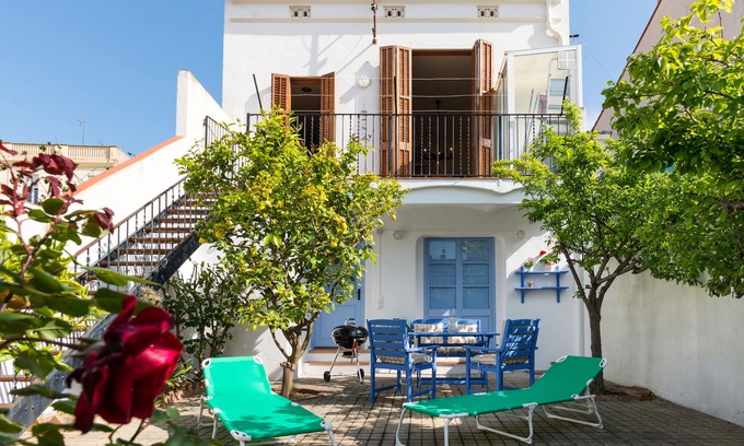 Canet de Mar House | Terraced house at the beach. Barcelona. Free Wifi