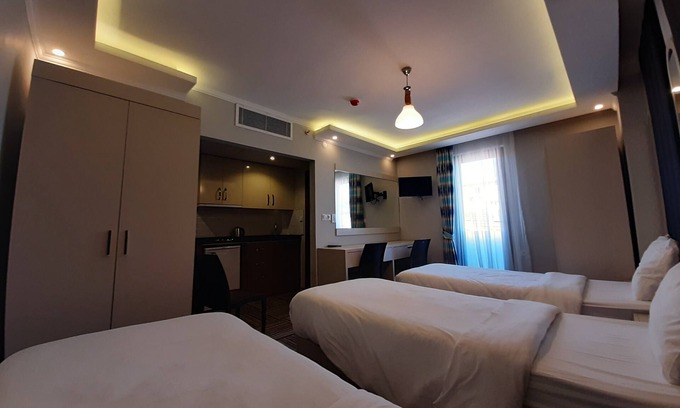 Trabzon Apartment | Tertemiz Yepyeni 3.kat Asansorsuz ama ful Deniz Manzarali Şehrin Merkezinde