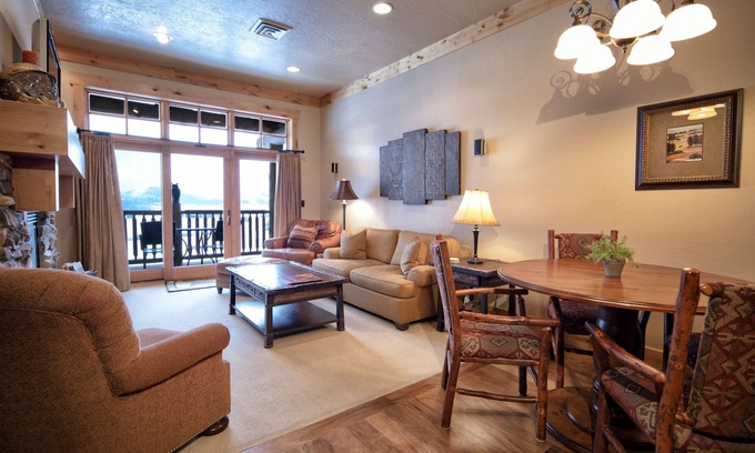 Victor Condo | Teton Springs Condo #307 in Victor w/A/C, W/D, WiFi, Balcony, Grill & Garage