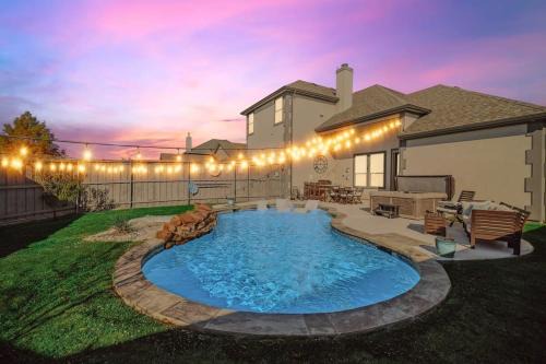 Rowlett House | Texan Sunny Oasis 5 BED Private Pool Hot tub