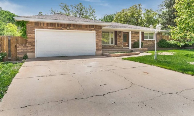 Amarillo House | Texas Adventures Await! Sweet 3BR Home Sleeps 8