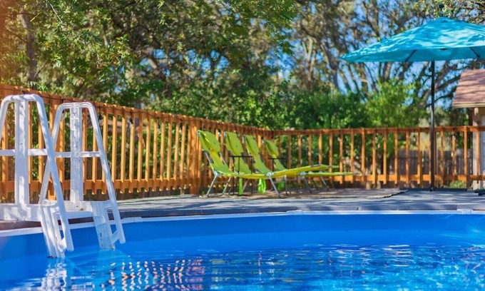 Wetmore House | Texas Vacation Home with GameRoom, Firepit & POOL by Fiesta Texas