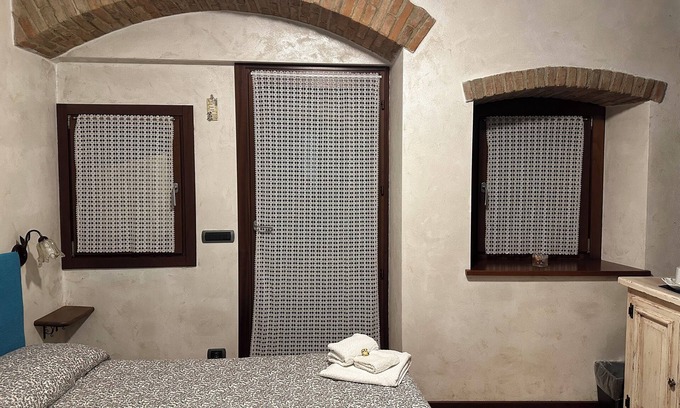 Bergamo House | .tGreen in the city exists: discover it at the Hedgehog Mansion with your furry.