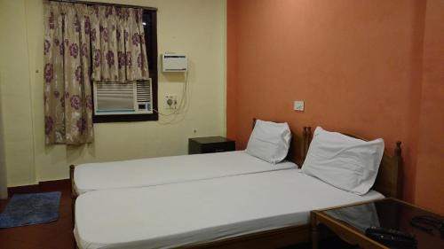 Teynampet House | Thangam balaji Guest House -Near US Consulate and VFS Global application