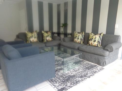 Greater Johannesburg Metropolitan Area House | Thatchfoord Lodge