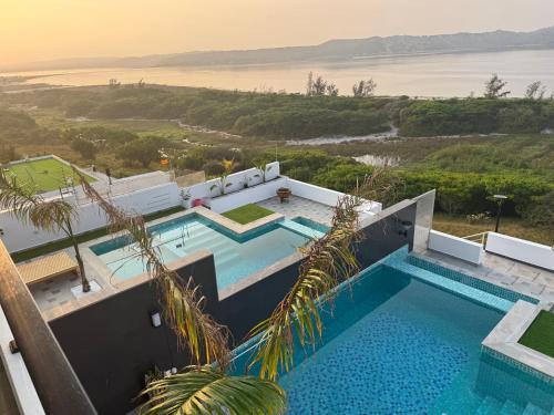Praia do Bilene Villa | The Acaiah