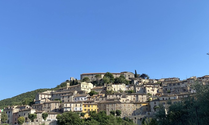 Narni House | The Almond Tree House