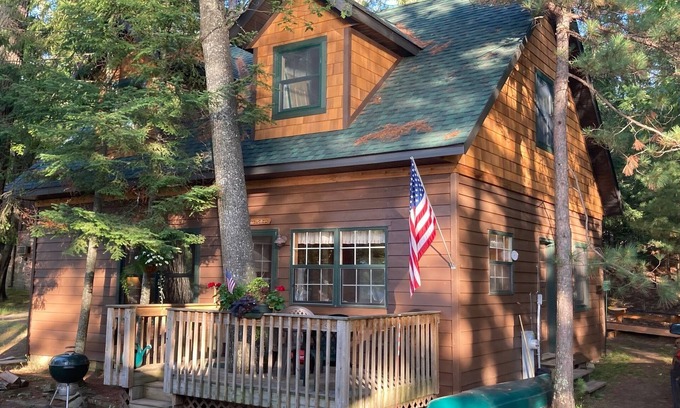 Sayner Cottage | The amazing Plum Lake!