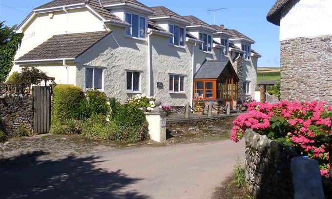 Putsborough Cottage | The Anchorage