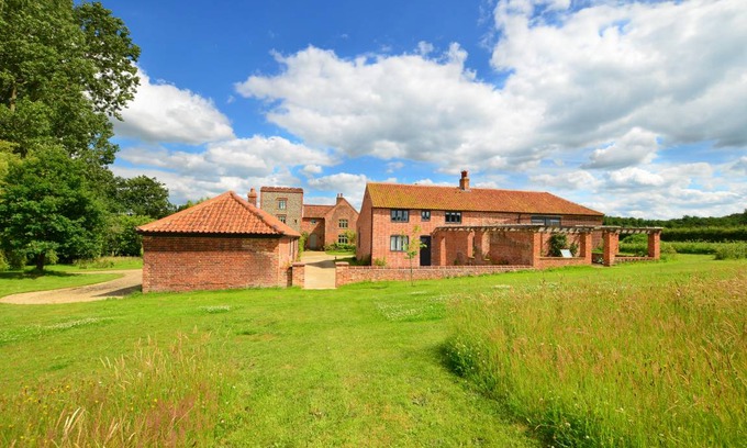 Melton Constable Cottage | The Barn at Moor Hall