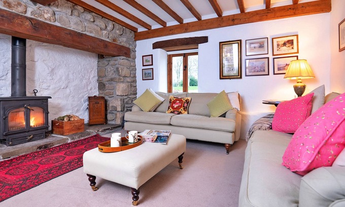 Rhyd-y-clafdy Ski Chalet | The Barn at Tyddyn-y- Felin