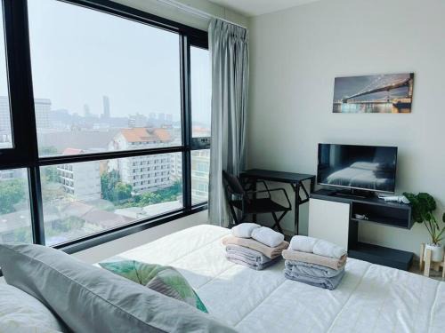 Pattaya Bay Apartment | The Base Central 2Bed King&Queen with Infinity Pool