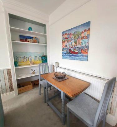 Stratton Apartment | The Bay
