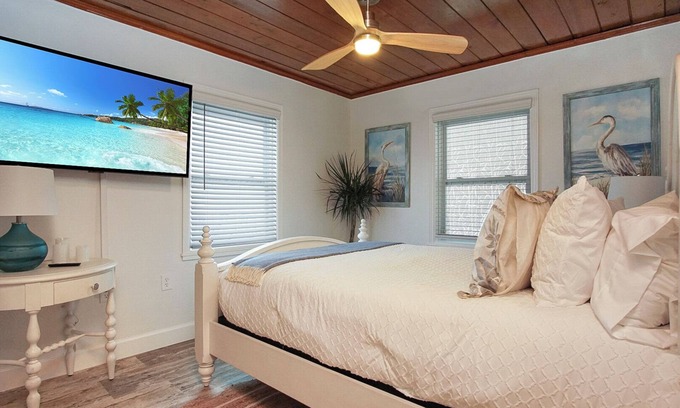 Fort Pierce House | The Beach Bungalow