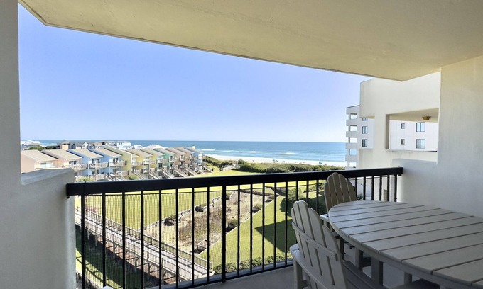 Emerald Isle Condo | The Beach Hive: Ocean view condo in the heart of Emerald Isle