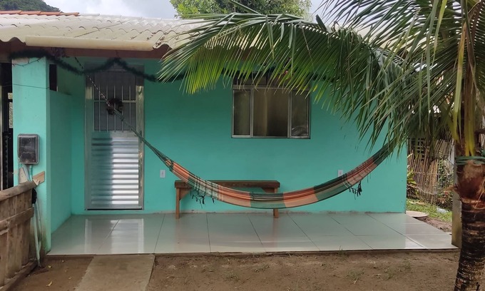 Mambucaba House | THE BEACH PATH