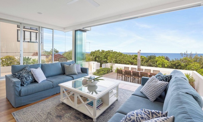 Sunshine Beach House | The Beach Shack: Getaway on Sunshine Beach