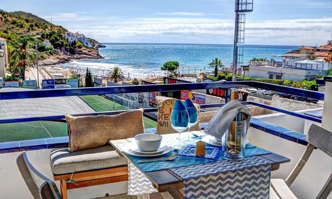 Sitges Apartment | The Beach Studio Aiguadolç by Hello Apartments Sitges