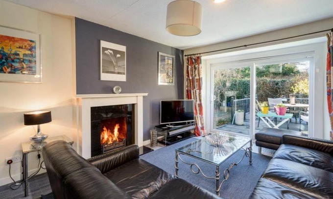 Gullane House | The Beeches