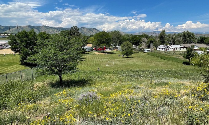 Pleasant View House | The Best Place