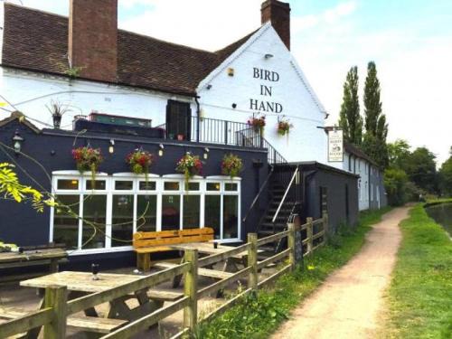 Stourport-on-Severn Hotel | The Bird in Hand