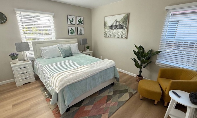 City Heights House | The Blue Haven - Modern San Diego Retreat with Central Location & Gated Parking