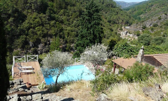 Saint-Melany House | The Blue House in Ardèche - Independant house with pool and river