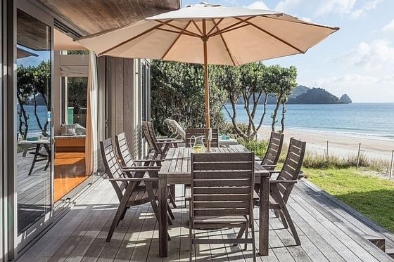 Whangapoua House | The Breakers - Whangapoua Executive Holiday Home