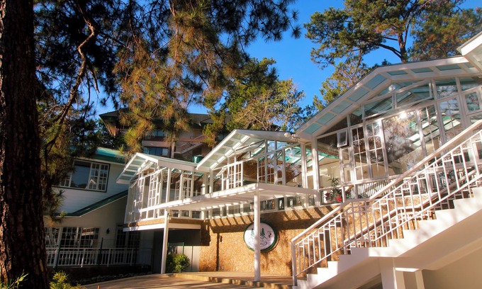 Baguio House | The Brent Guest House