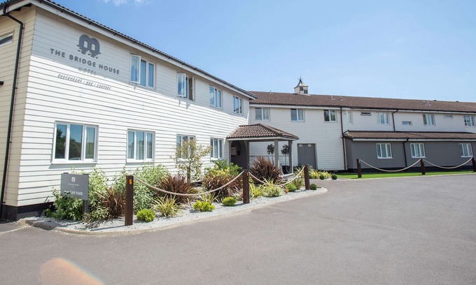 Hampreston Hotel | The Bridge House, BW Signature Collection