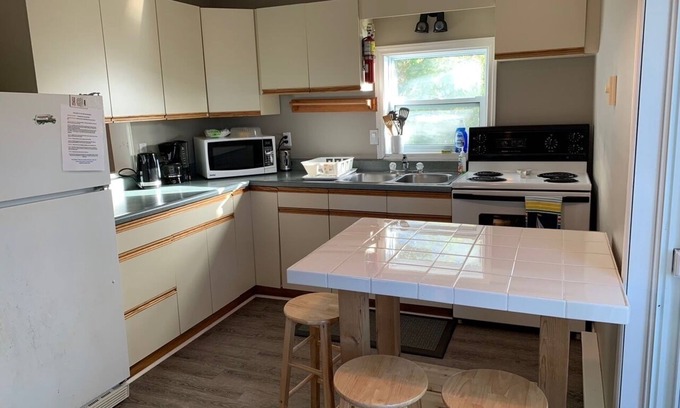 Sauble Beach Cottage | The Bruce Beckons Cottage