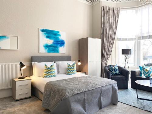 North West House | The Buckingham Studio