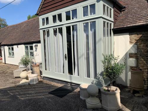 Frilford Bed & Breakfast | The Byre, converted barn king suite