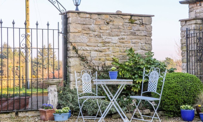 Scawton Cottage | The Byre