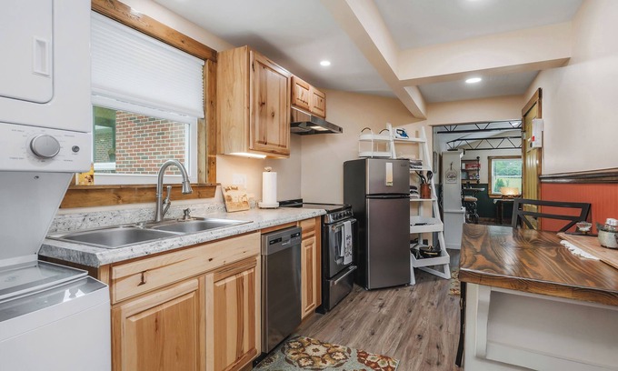 Sparta Cottage | The Carriage House