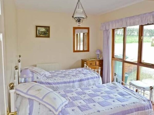 Newport Cottage | The Carthouse, SHORWELL