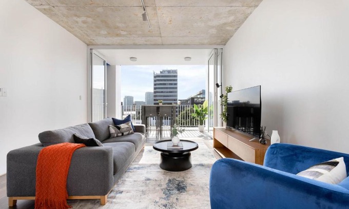 Surry Hills Apartment | The Chromatic Apartments by Urban Rest