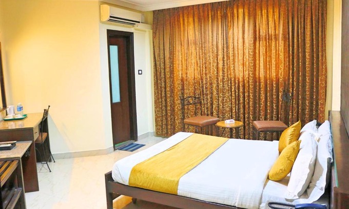 Bengaluru Hotel | The Club