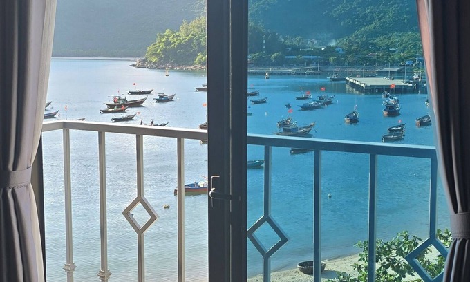 Tan Hiep Hotel | The Coral Homestay & Pub