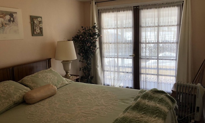 Geneva House | The Cottage at Gomm Ranch