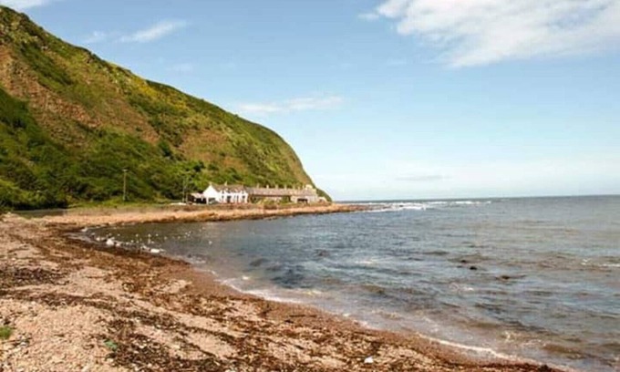Burnmouth Cottage | The Cottage By The Sea,Scotland.nCosy and Comfortable in a Spectacular Location!