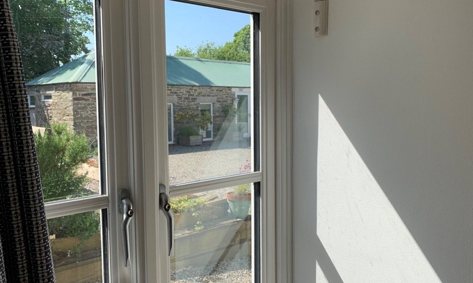 Summercourt Cottage | The Courtyard Barn at Rosewyn - a 2 bed cottage that sleeps 4 guests